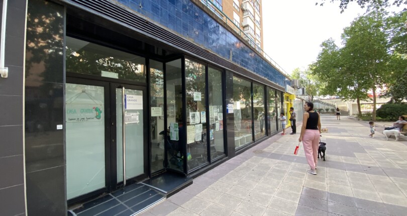 ¡LOCAL EN VENTA EN ZONA COMERCIAL DEL BARRIO DE SANTA EUGENIA!